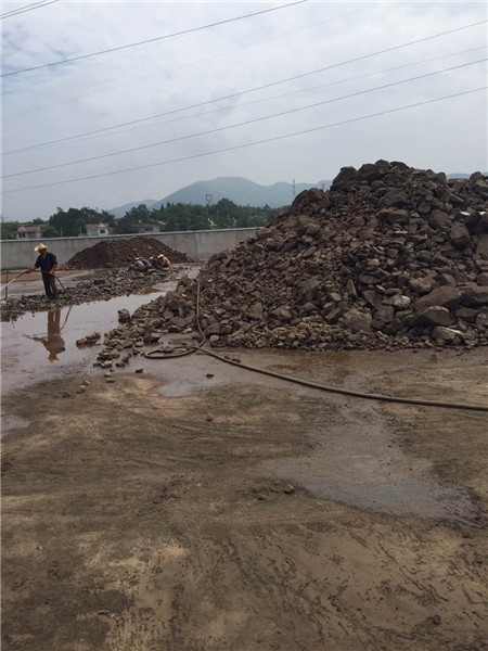 高比重的配重硫鐵礦